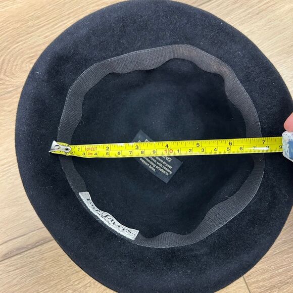 Eric Javits New York Vintage Wool Felt Cloche Hat in Black - Picture 5 of 5